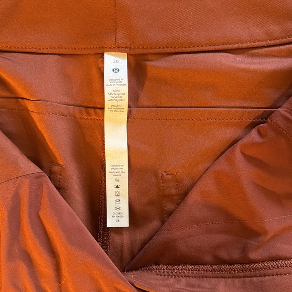 Lululemon 5 pocket city short size 30 - Picture 3 of 4